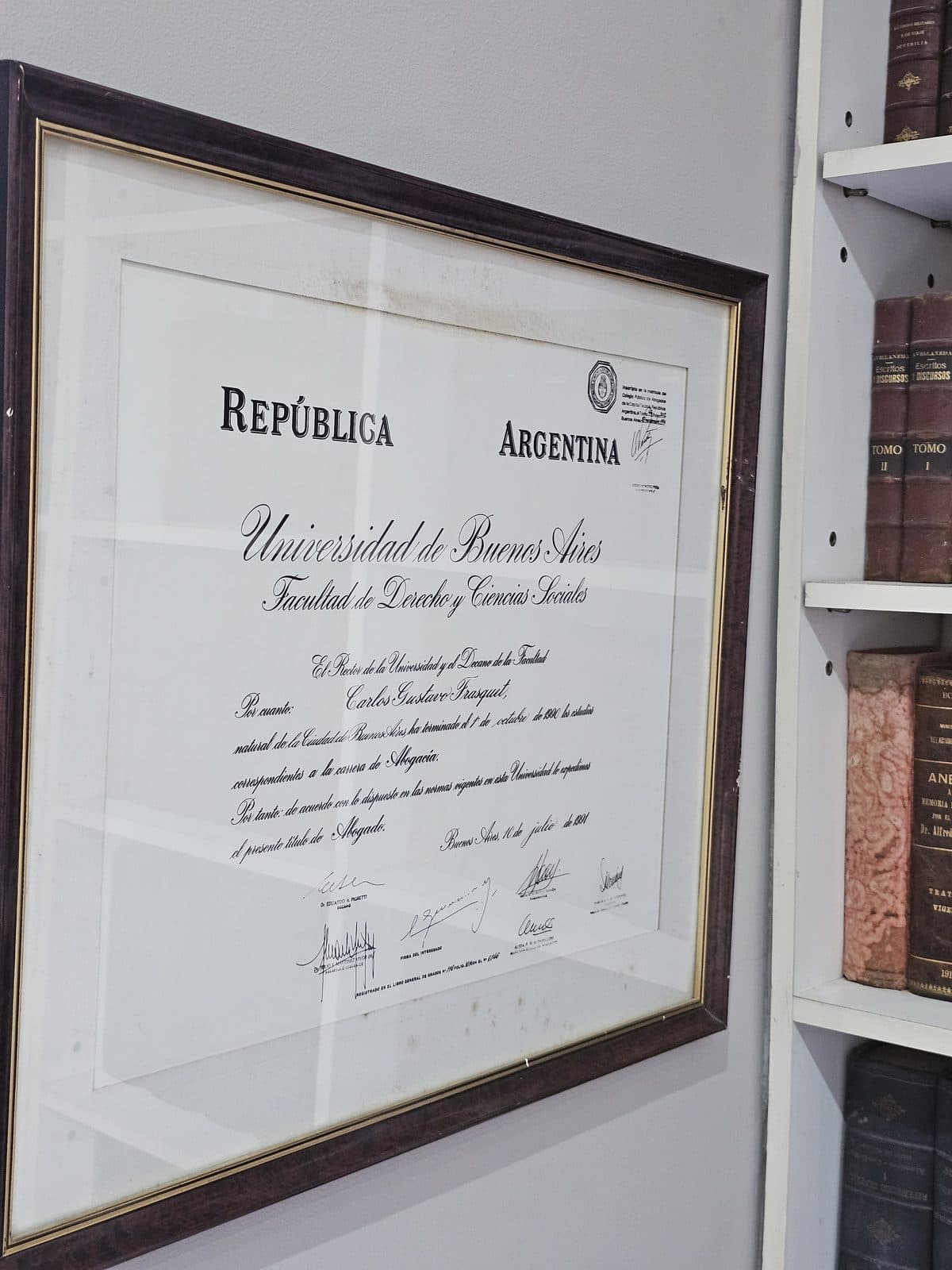 Título de Abogado de Carlos Gustavo Frasquet, Universidad de Buenos Aires